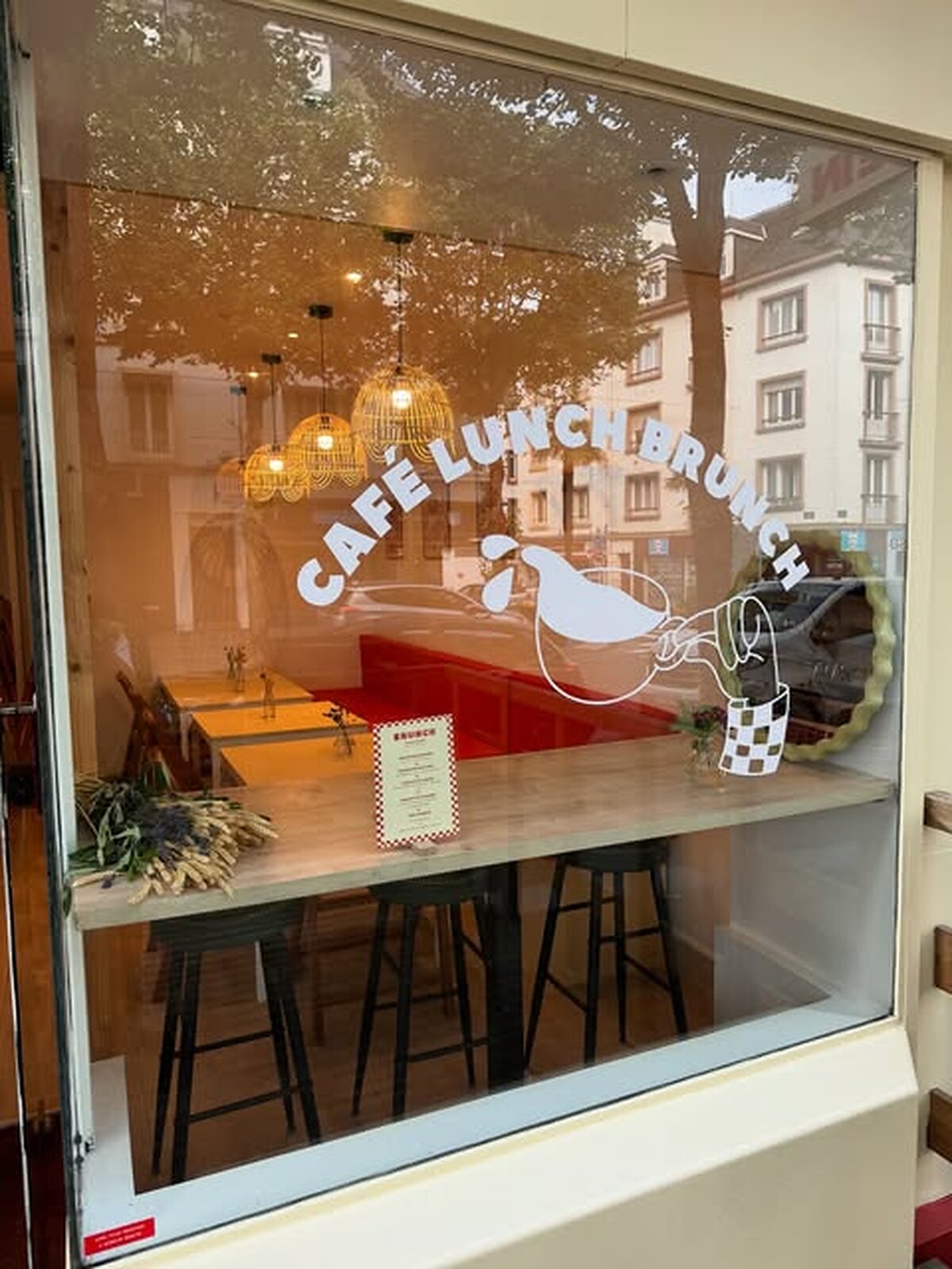 Devanture de Café In à Lorient.